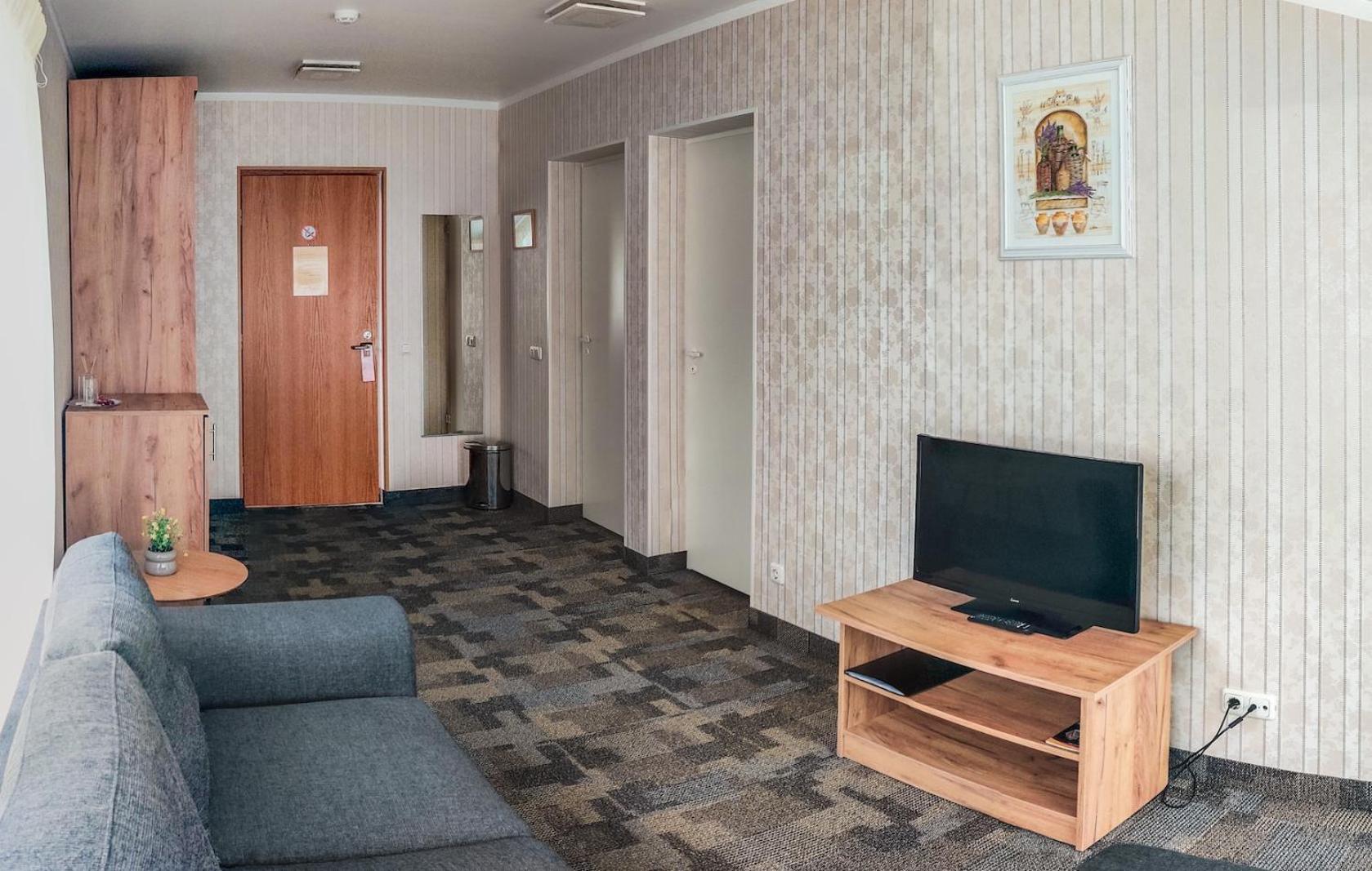 Hotell Wironia Jõhvi Exteriér fotografie