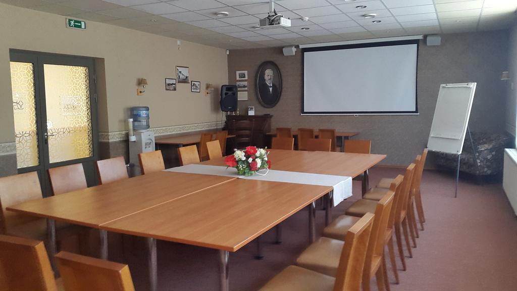 Hotell Wironia Jõhvi Exteriér fotografie